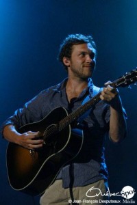 Phillip Phillips Dazzles in Quebec